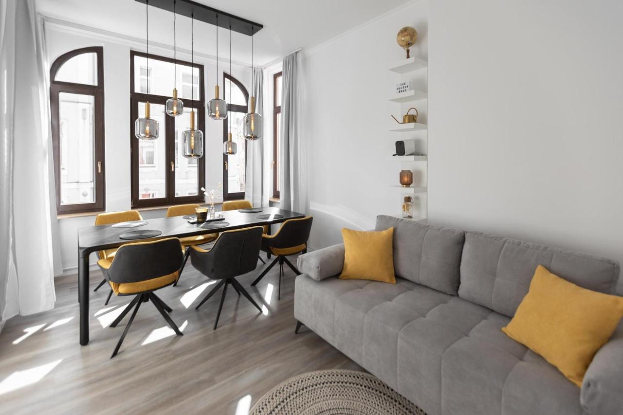 Bheaven I Golden Wave Premium Apartment *