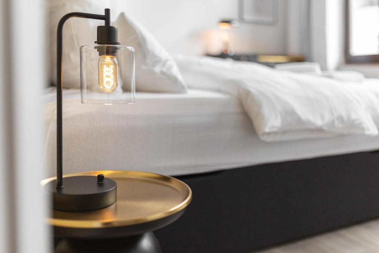 Bheaven I Golden Wave Premium Apartment